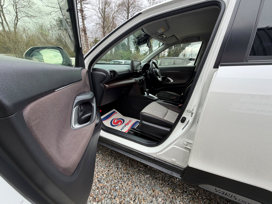 2022 Toyota Yaris Cross - image 19