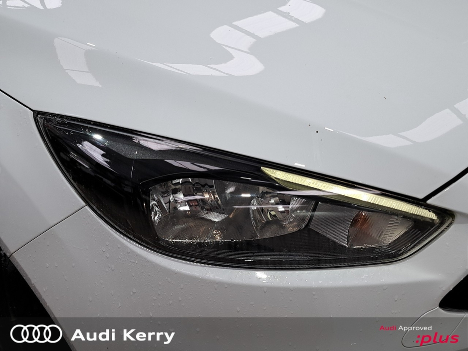 2018 Ford Focus - image 29