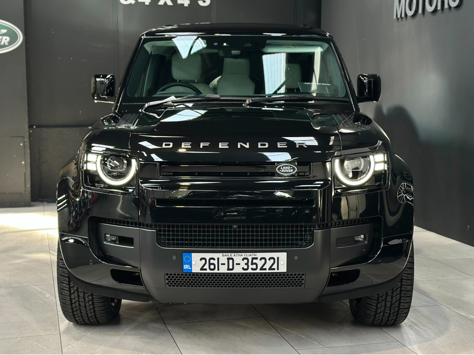 2026 Land Rover Defender - image 4