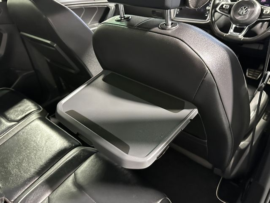 2020 Volkswagen Tiguan - image 28