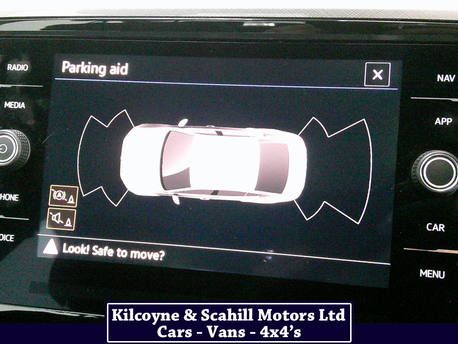 2020 Volkswagen Passat - image 29