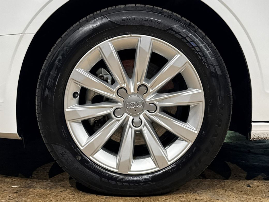 2016 Audi A3 - image 12