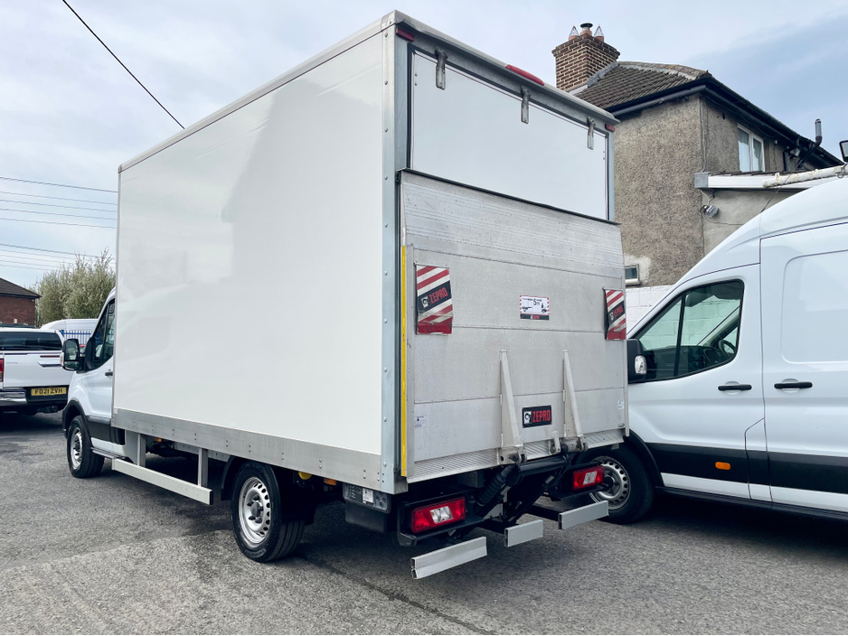 2024 Ford Transit - image 27