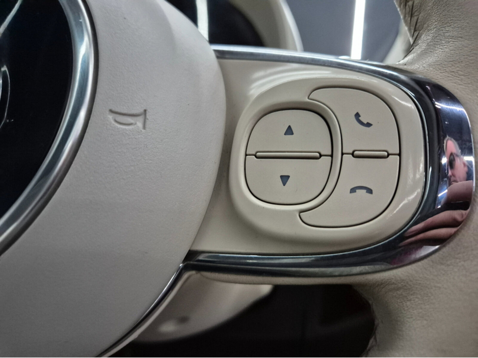 2018 Fiat 500 - image 8