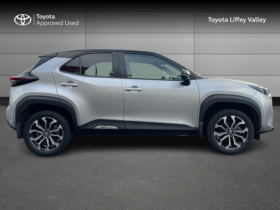 2023 Toyota Yaris Cross YARIS CROSS LUNA SPORT €27,450