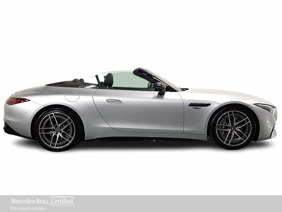 2023 Mercedes-Benz SL Class AMG MERCEDES-AMG SL 43 €99,950