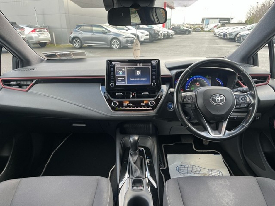 2019 Toyota Corolla COROLLA HYBRID L/SPORT HB €20,950