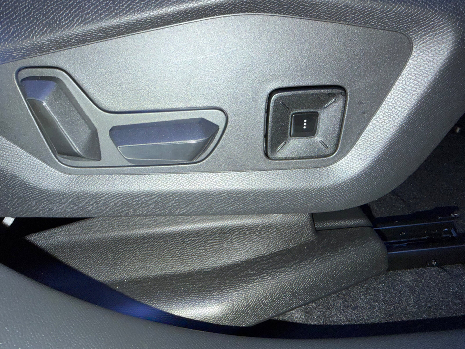 2026 Peugeot 5008 - image 4