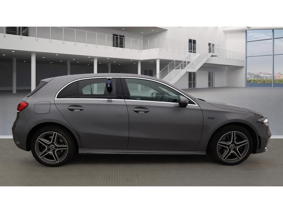 2021 Mercedes-Benz A Class A250E AMG LINE EXECUTIVE €26,995
