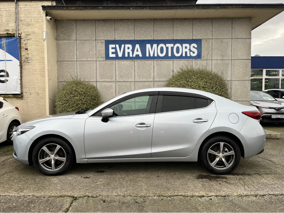 2018 Mazda Mazda3 AXELA/MAZDA 3 S 1.5 PETROL MANUAL //LOW MILES//BOSE SOUND//KEYLESS ENTRY//REVERSE CAMERA// €14,950