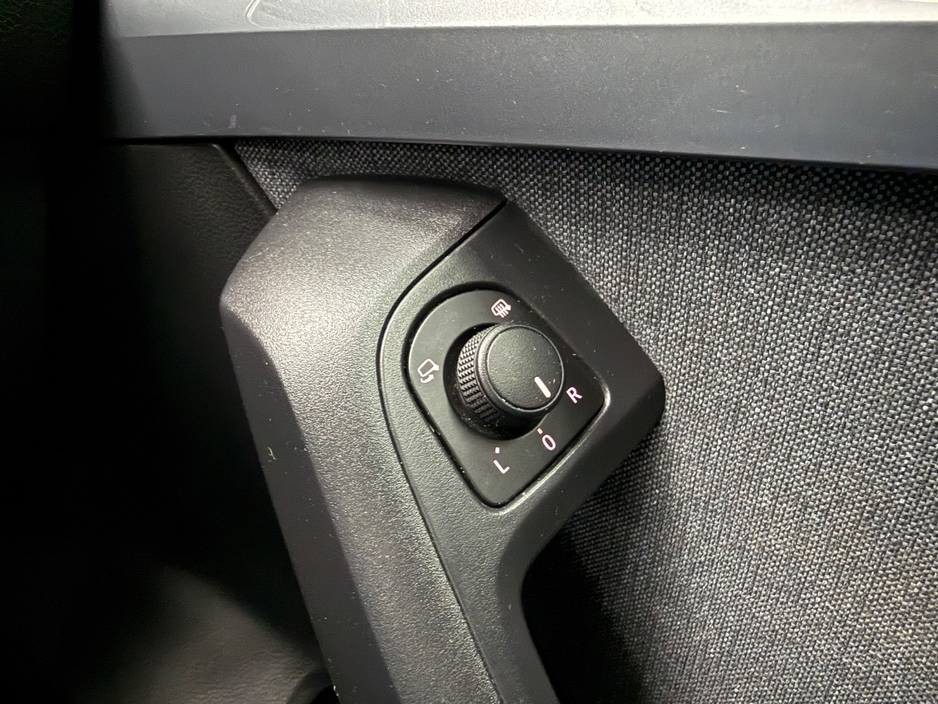 2023 SEAT Ateca - image 21