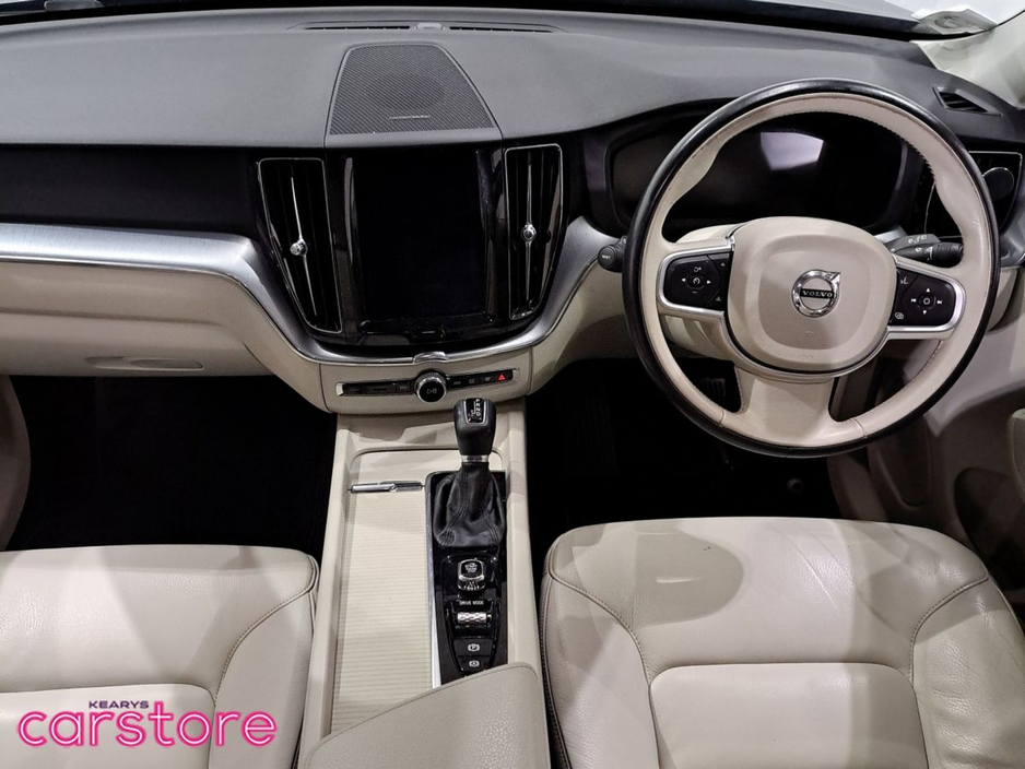 2018 Volvo XC60 D4 (190hp) FWD Momentum Manual €25,880