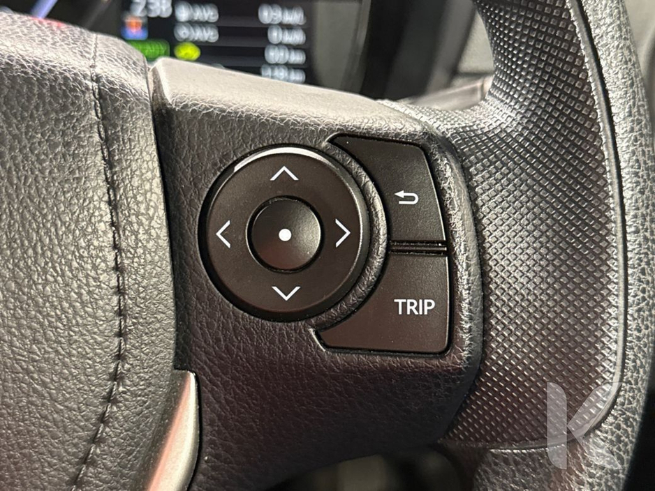 2020 Toyota Corolla - image 22