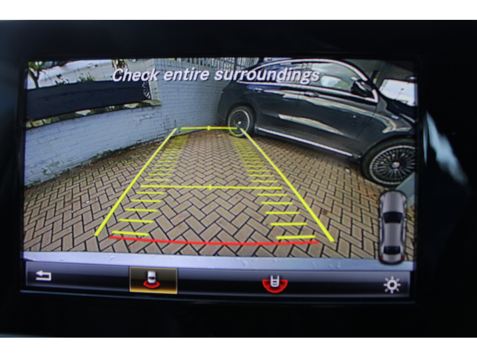 2015 Mercedes-Benz C Class C220D AMG LINE PREMIUM 4DR SALOON AUTO // PANORAMIC SUNROOF //  STUNNING CAR FINISHED IN ICE SILVER // BUY WITH CONFIDENCE AA AND SIMI APPROVED DEALER 2026 // FINANCE ARRANGED // ALL TRADE INS WELCOME €16,950