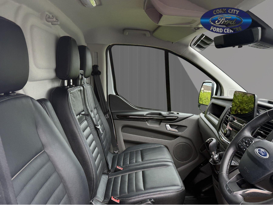2024 Ford Transit Custom - image 5