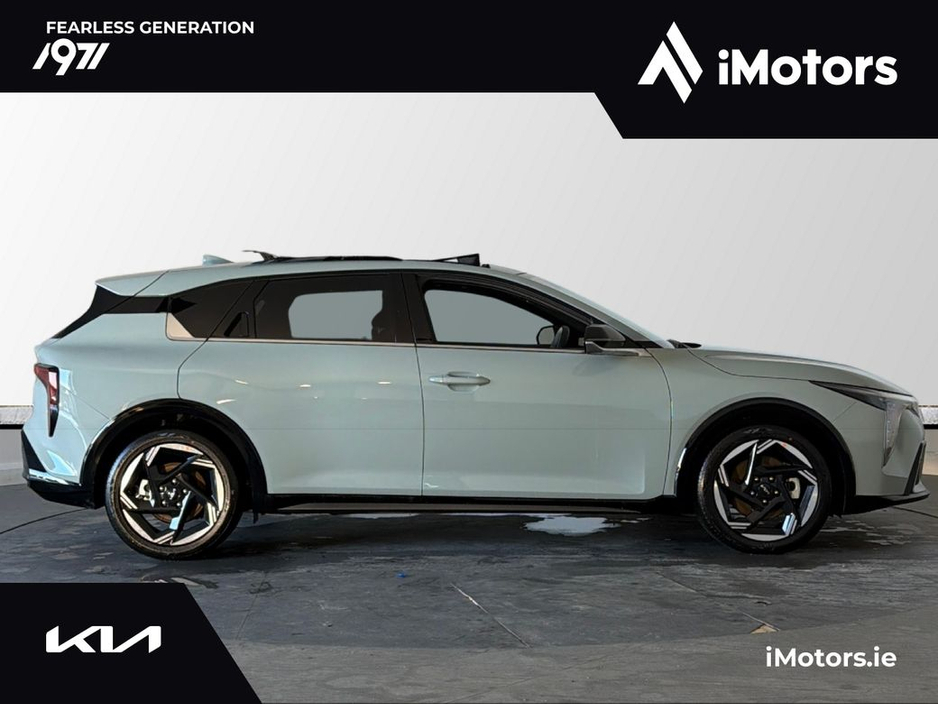 2026 Kia K4 - image 2