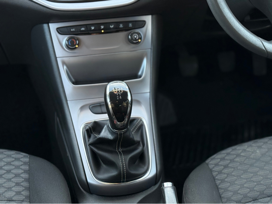 2017 Opel Astra SPORT - 1.4L PETROL - MANUAL - 12M WARRANTY - CAR: €9,950