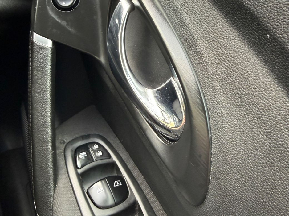 2017 Renault Kadjar - image 12