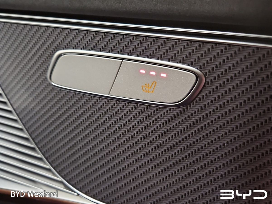 2024 Mercedes-Benz EQC EQC 400 4M AMG Line €48,975