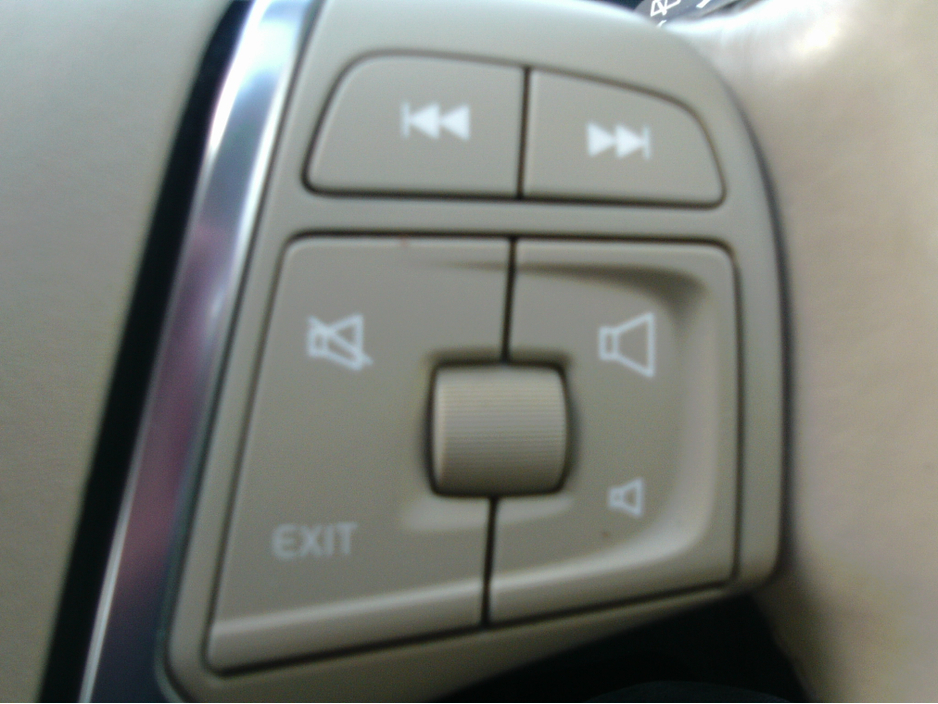 2015 Volvo XC60 D4 FWD SE GT 5DR AUTO * FSH * NCT 05/27 €17,495