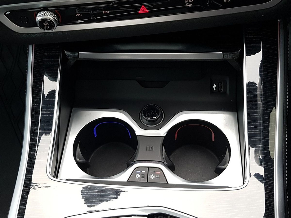 2024 BMW X5 - image 26