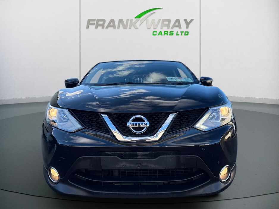 2016 Nissan Qashqai - image 2