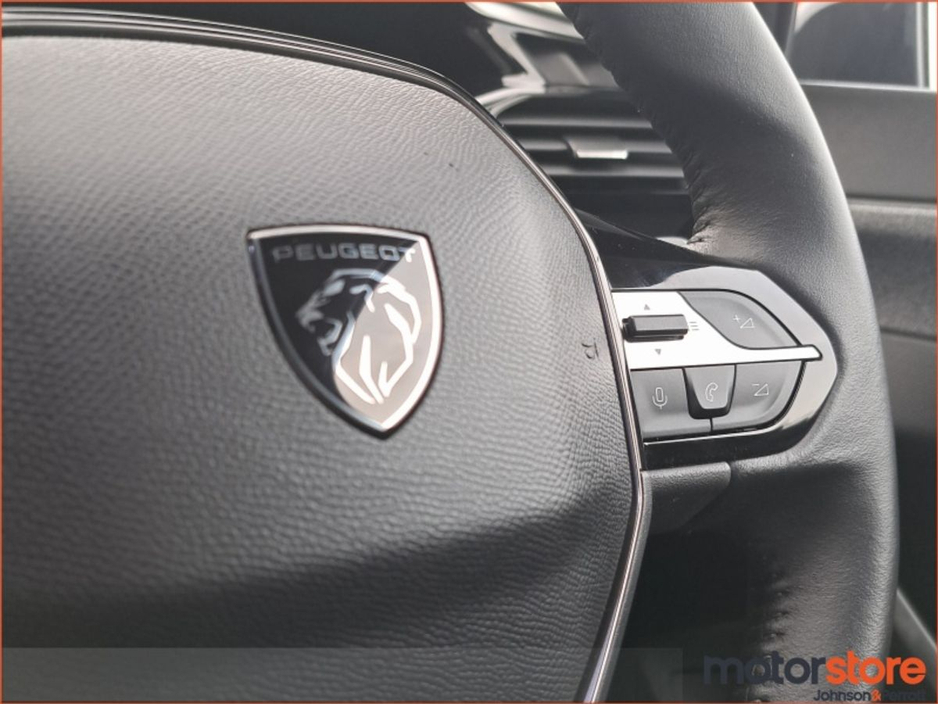 2025 Peugeot 308 1.2 Puretech 130bhp Allure Auto €35,900