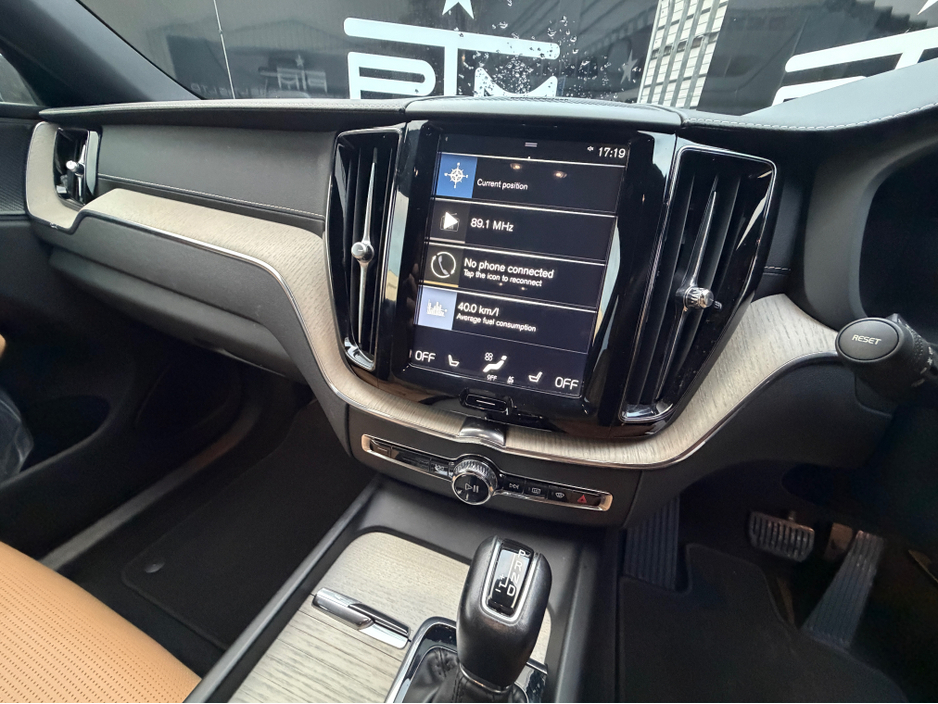 2020 Volvo XC60 2.0 Inscription D4 AWD 190HP Auto Top Spec €37,995