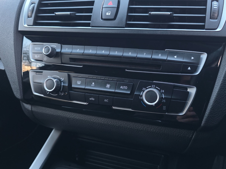 2015 BMW 1 Series - image 27