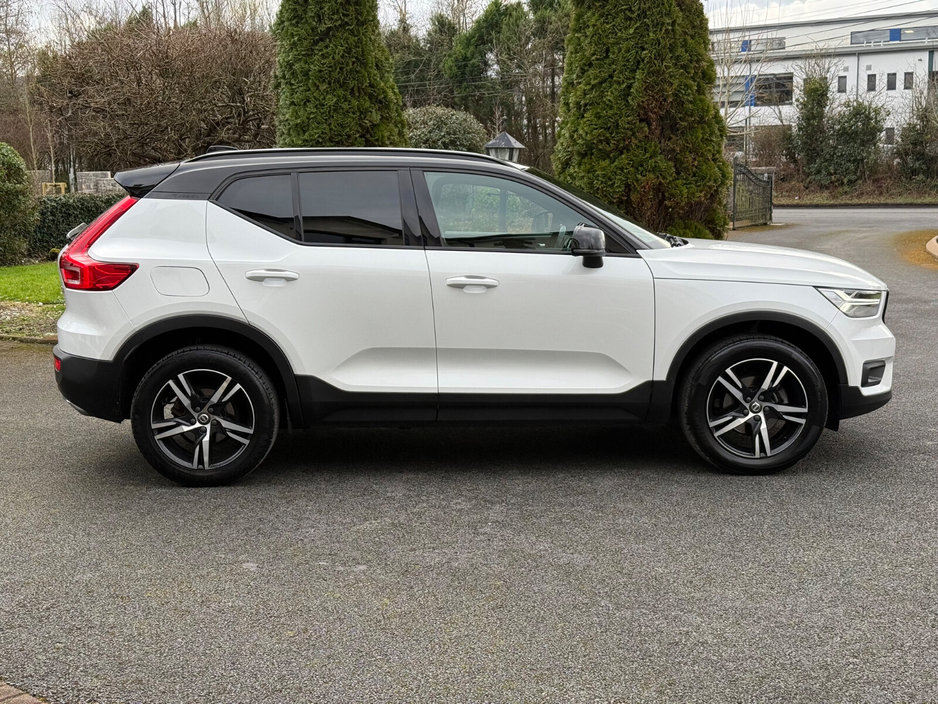 2018 Volvo XC40 D3 FWD MANUAL 150 R-DESIGN