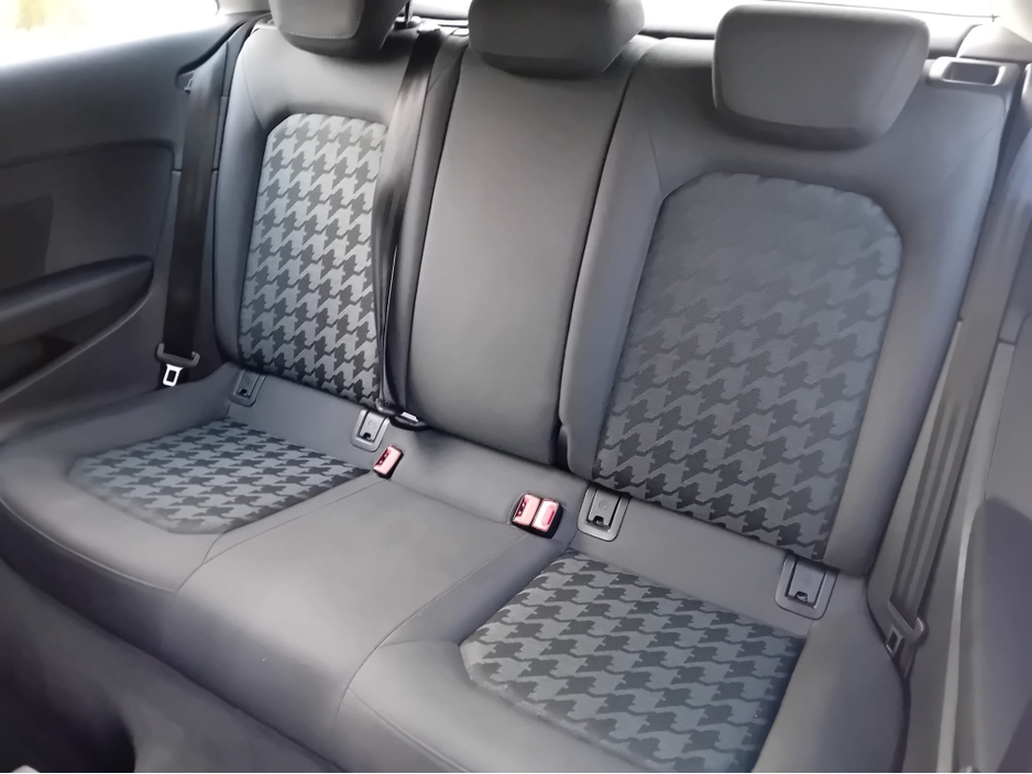 2016 Audi A3 - image 12