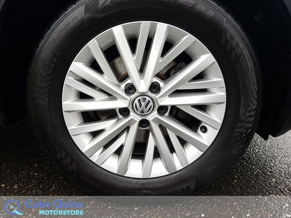 2020 Volkswagen T-Roc - image 5