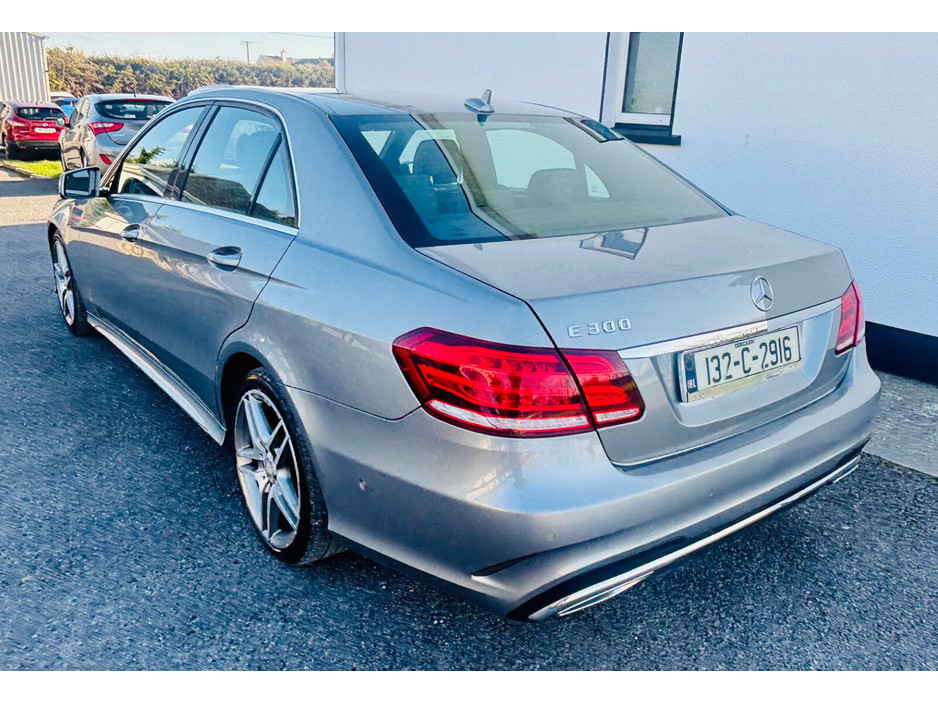 2013 Mercedes-Benz E Class - image 6