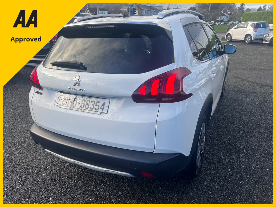 2019 Peugeot 2008 2019 PEUGEOT 2008 1.2 PETROL AUTO PAN ROOF €13,950