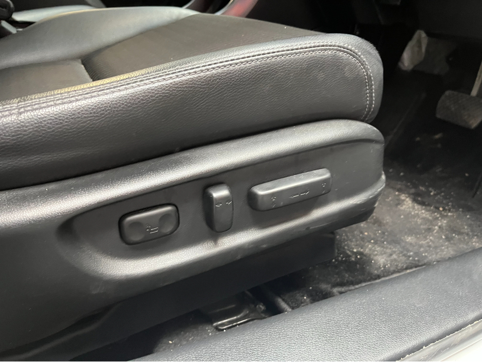 2016 Honda Accord - image 11