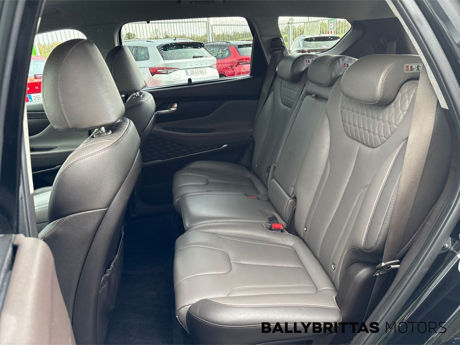 2019 Hyundai Santa Fe - image 7