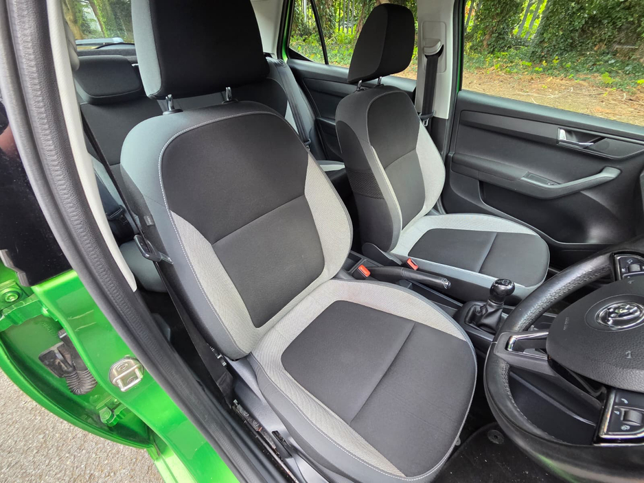 2017 Skoda Fabia - image 9
