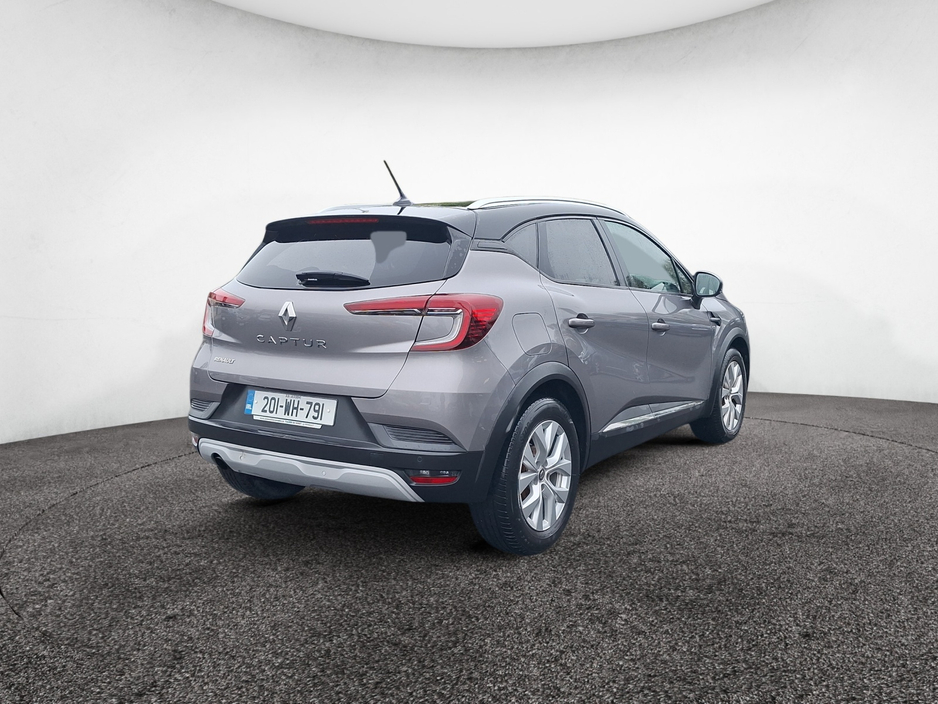 2020 Renault Captur - image 5
