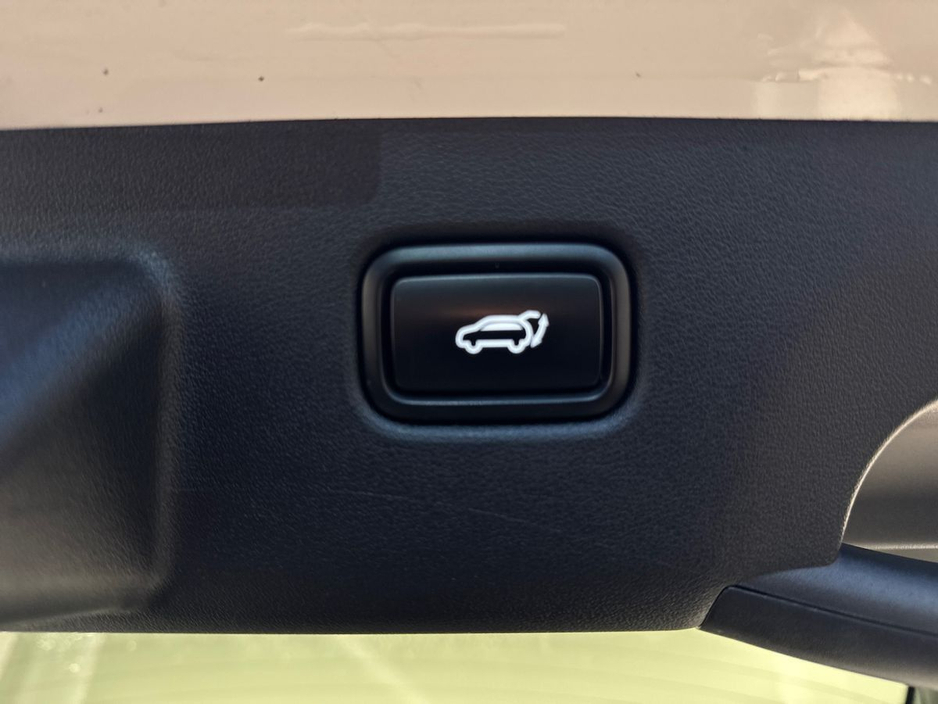 2022 Kia EV6 - image 22