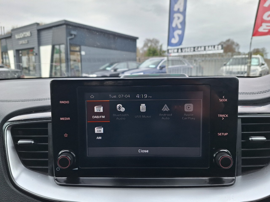 2023 Kia XCeed - image 23