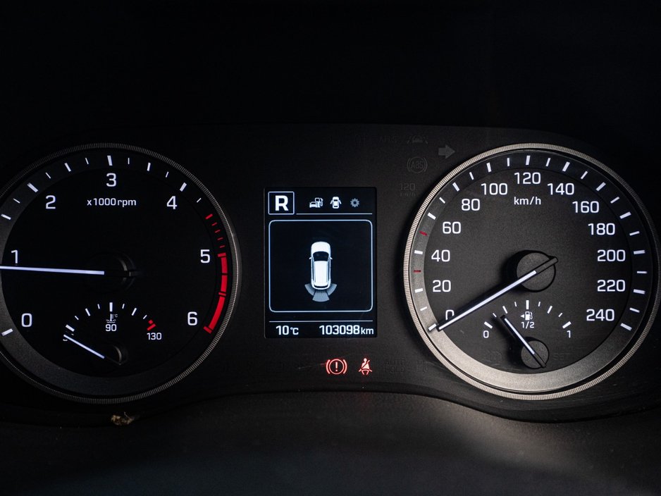 2016 Hyundai Tucson - image 21