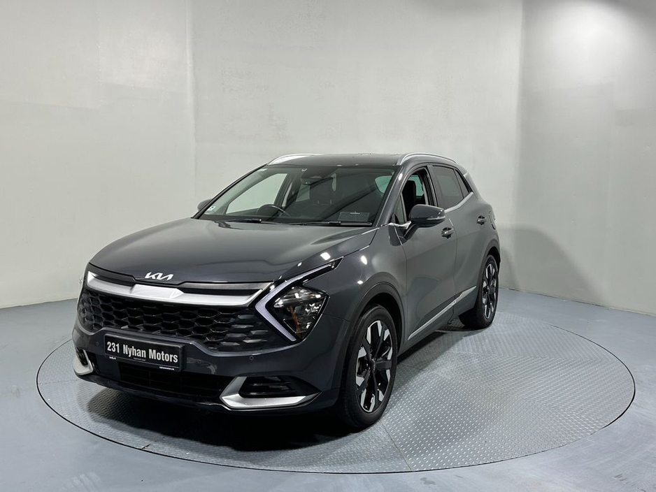 2023 Kia Sportage - image 3
