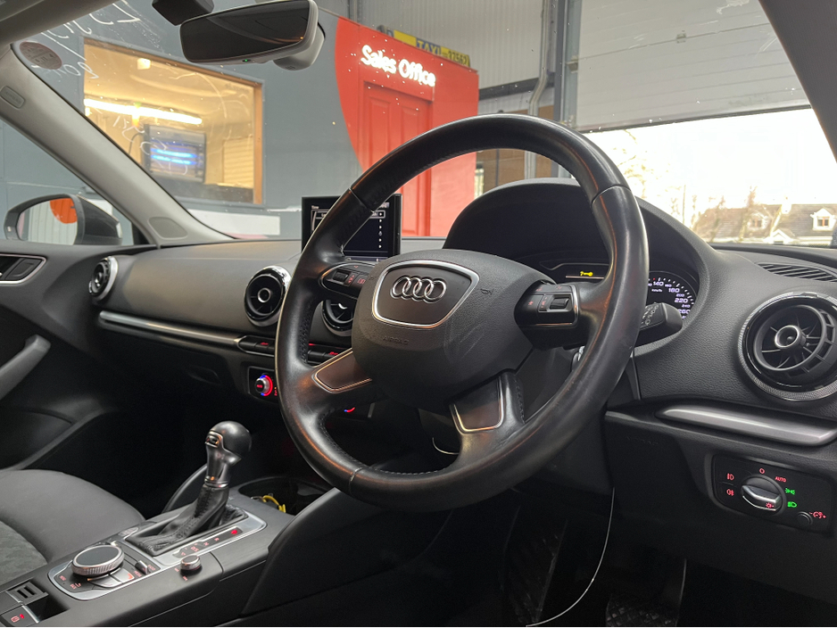 2015 Audi A3 - image 9