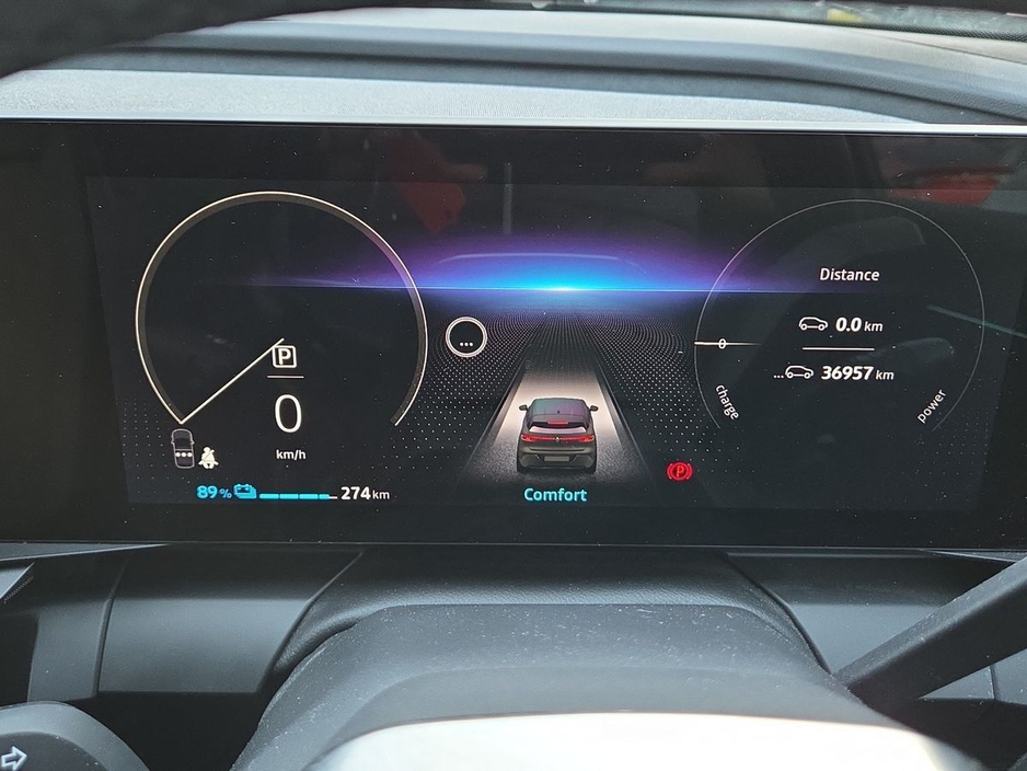 2023 Renault Megane E-Tech EV60 220hp Techno €25,950