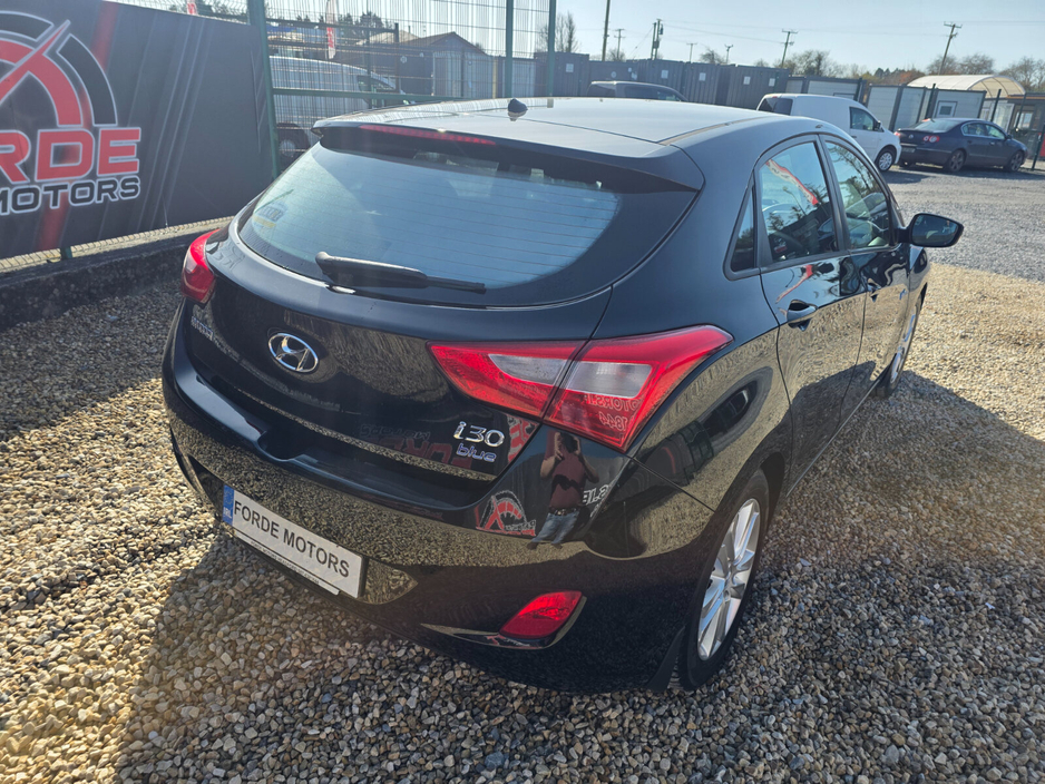 2014 Hyundai i30 - image 4