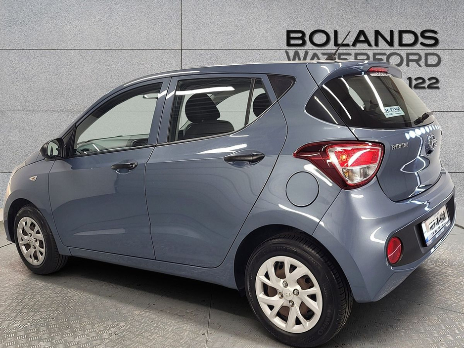 2019 Hyundai i10 - image 2