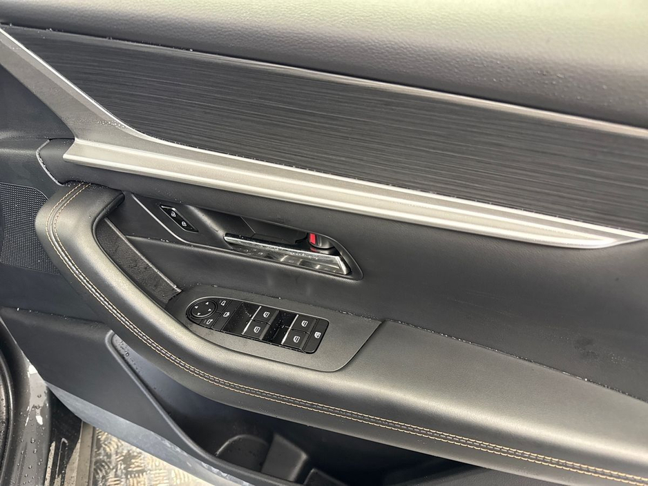 2026 Mazda CX-80 - image 11