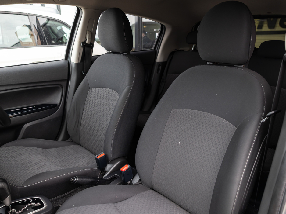 2018 Mitsubishi Space Star - image 19