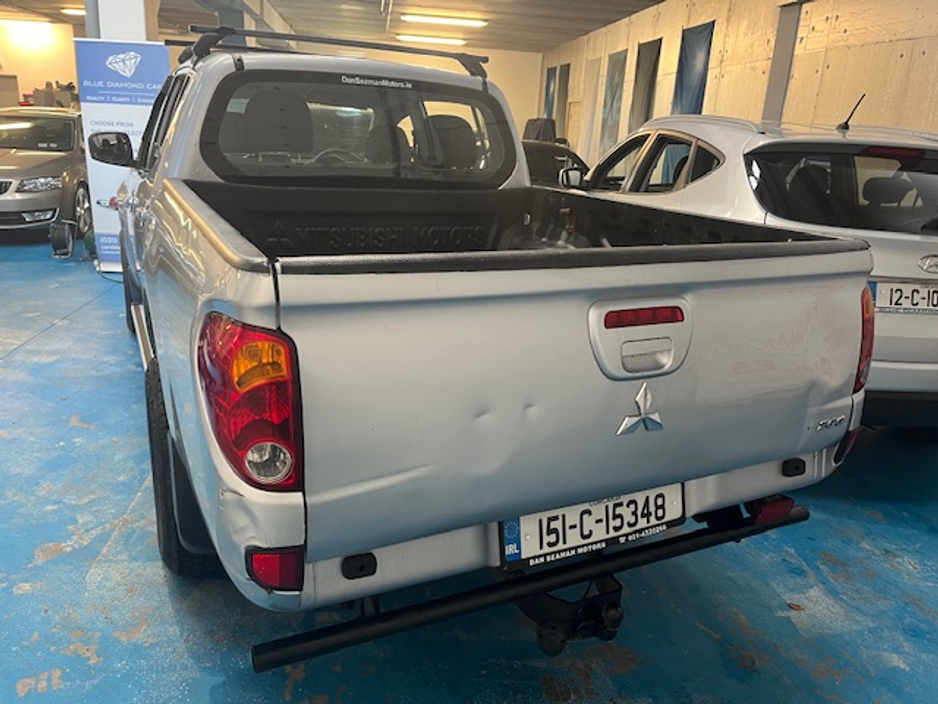 2015 Mitsubishi L200 CREWCAB  LB DCB 4X4 2.5  134BHP €14,950