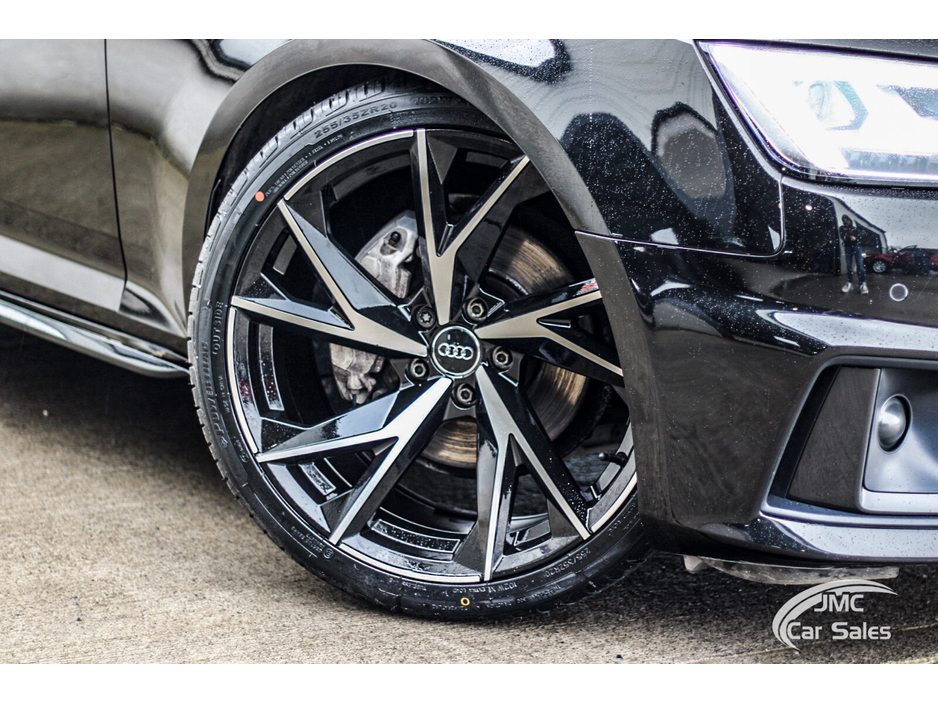 2019 Audi A4 - image 5